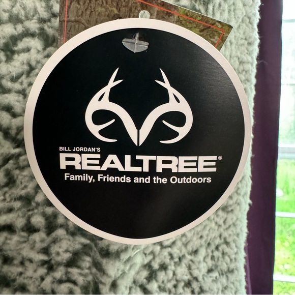 Real Tree by Colliseum Faux Sherpa Vest Size XL Pale Green with Camo trim - Picture 12 of 13